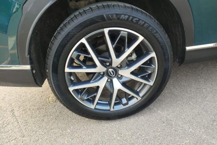 Used GAC Trumpchi GS8 2022 Linghang Series 2.0 TGDI Two-Wheel-Drive Luxury Smart Connectivity Version (7 Seats) Right Rear Wheel Hub