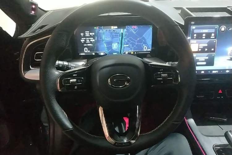 Used GAC Trumpchi GS8 2022 Dual-Engine Series 2.0TM Two-Wheel Drive Prestige Edition (7 Seats) Steering Wheel