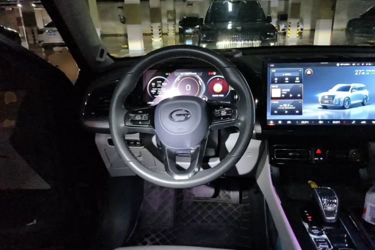Used GAC Trumpchi GS8 2022 Double-Energy Series 2.0TM Two-Wheel Drive Prestige Edition (6 Seats) Steering Wheel