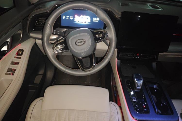 Used GAC Trumpchi GS8 2022 Flagship Series 2.0 TGDI All-Wheel-Drive Supreme Edition (6-seater) Steering Wheel