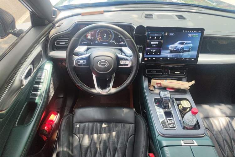 Used GAC Trumpchi GS8 2022 Linghang Series 2.0 TGDI Two-Wheel-Drive Luxury Smart Connectivity Version (7 Seats) Steering Wheel