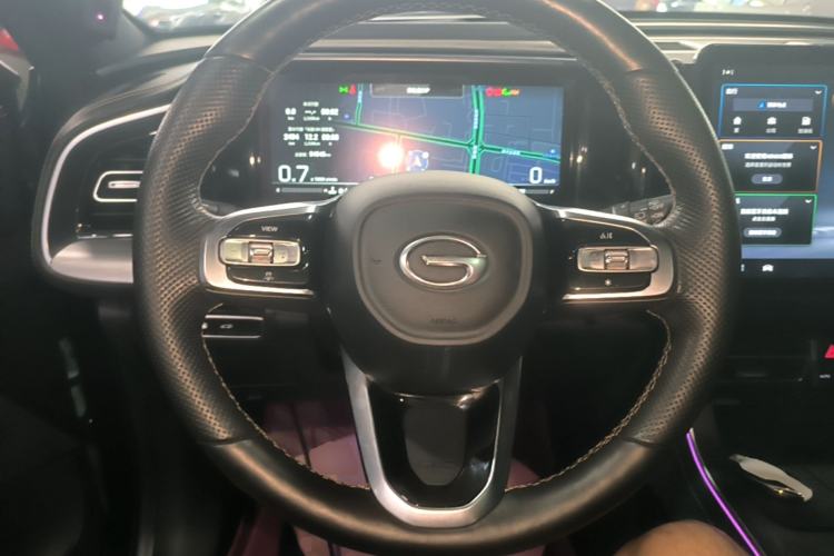 Used GAC Trumpchi GS8 2022 Flagship Series 2.0 TGDI Two-Wheel-Drive Prestige Edition (7 Seats) Steering Wheel