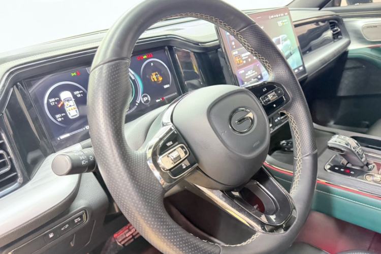 Used GAC Trumpchi GS8 2022 Dual-Engine Series 2.0TM Two-Wheel Drive Prestige Edition (7 Seats) Steering Wheel