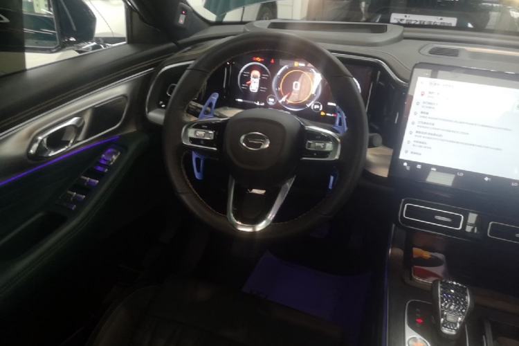 Used GAC Trumpchi GS8 2022 Flagship Series 2.0 TGDI Two-Wheel-Drive Prestige Edition (6-seater) Steering Wheel