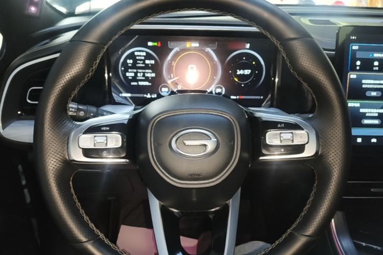 Used GAC Trumpchi GS8 2022 Linghang Series 2.0 TGDI Two-Wheel-Drive Luxury Smart Connectivity Version (7 Seats) Steering Wheel