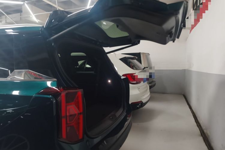 Used GAC Trumpchi GS8 2022 Flagship Series 2.0 TGDI Four-Wheel Drive Luxury Smart Connectivity Version (7 Seats) Trunk