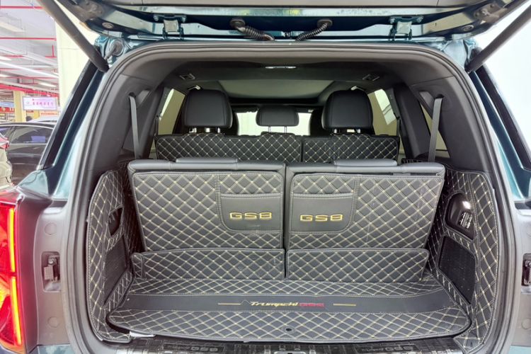 Used GAC Trumpchi GS8 2022 Dual-Engine Series 2.0TM Two-Wheel Drive Prestige Edition (7 Seats) Trunk