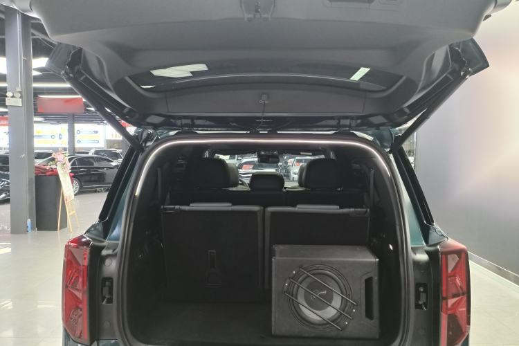 Used GAC Trumpchi GS8 2022 Flagship Series 2.0 TGDI Two-Wheel-Drive Prestige Edition (7 Seats) Trunk
