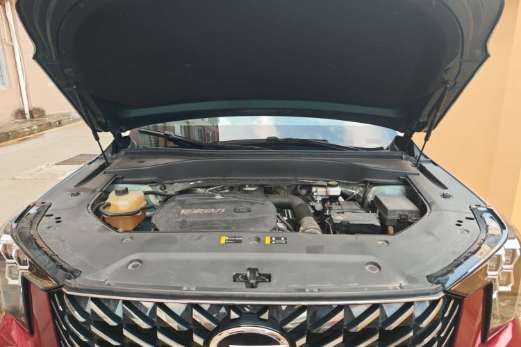 Used GAC Trumpchi GS8 2022 Linghang Series 2.0 TGDI Two-Wheel-Drive Luxury Smart Connectivity Version (7 Seats) Engine Bay