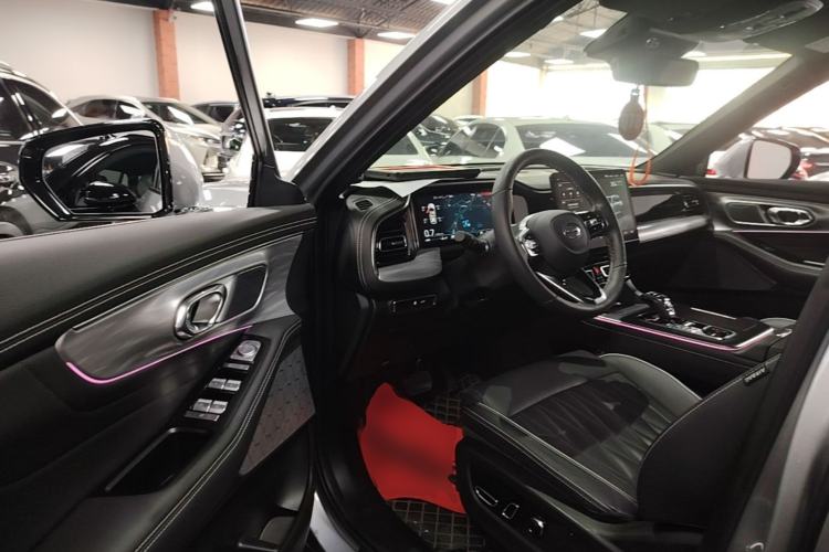 Used GAC Trumpchi GS8 2022 Flagship Series 2.0 TGDI Two-Wheel-Drive Prestige Edition (7 Seats) Driver Seat