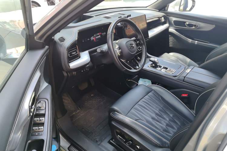 Used GAC Trumpchi GS8 2022 Double-Energy Series 2.0TM Two-Wheel Drive Prestige Edition (6 Seats) Driver Seat