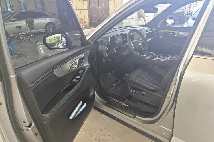 Used GAC Trumpchi GS8 2022 Flagship Series 2.0 TGDI Four-Wheel Drive Luxury Smart Connectivity Version (7 Seats) Driver Seat