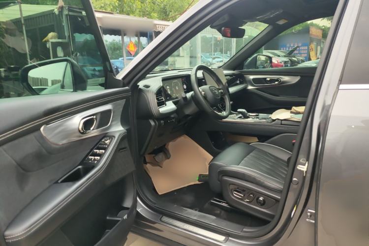 Used GAC Trumpchi GS8 2022 Double-Energy Series 2.0TM Two-Wheel Drive Prestige Edition (6 Seats) Driver Seat