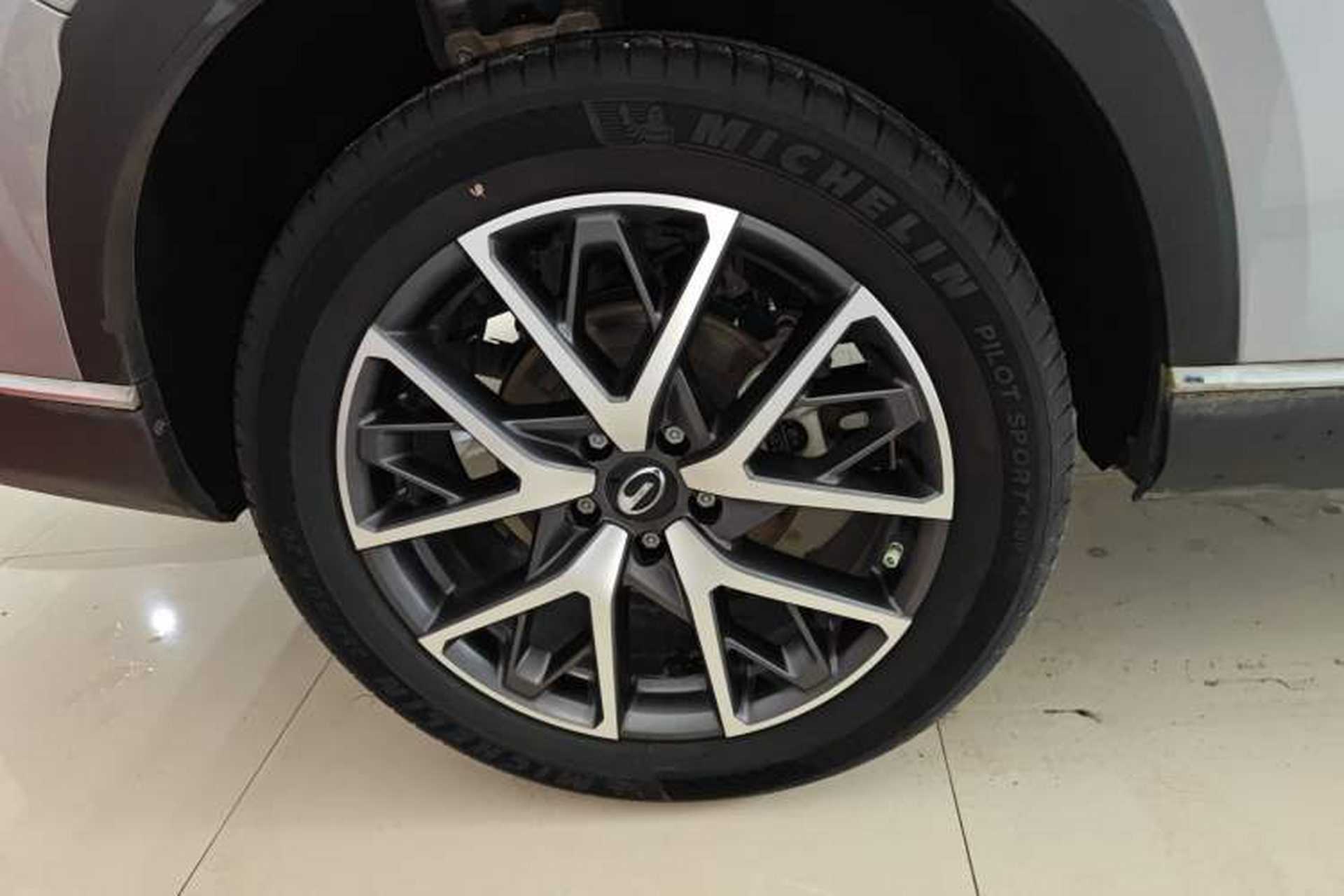 Used GAC Trumpchi GS8 2022 Flagship Series 2.0 TGDI Four-Wheel Drive Luxury Smart Connectivity Version (7 Seats) Exterior 2