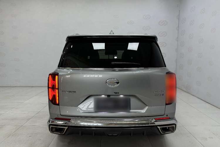 Used GAC Trumpchi GS8 2022 Dual-Engine Series 2.0TM Two-Wheel Drive Prestige Edition (7 Seats) Exterior 4
