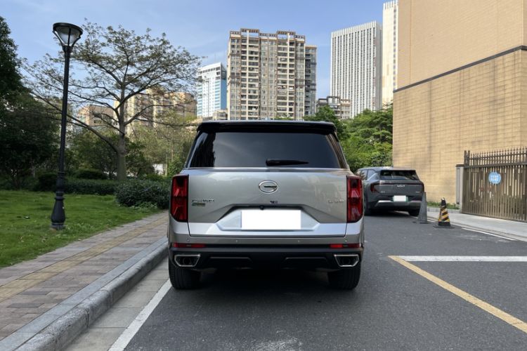 Used GAC Trumpchi GS8 2022 Linghang Series 2.0 TGDI Two-Wheel-Drive Luxury Smart Connectivity Version (7 Seats) Exterior 6