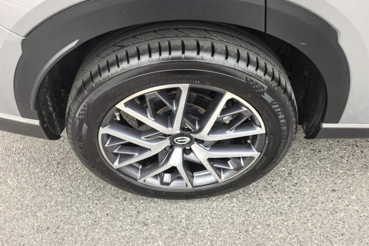 Used GAC Trumpchi GS8 2022 Linghang Series 2.0 TGDI Two-Wheel-Drive Luxury Smart Connectivity Version (7 Seats) Exterior 6