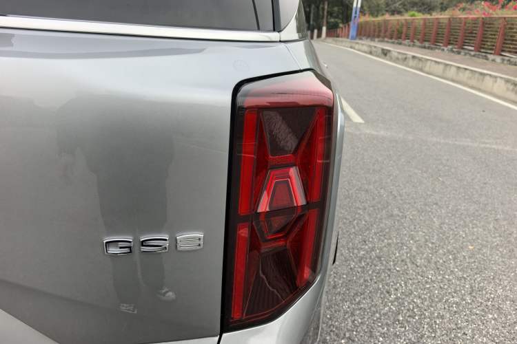 Used GAC Trumpchi GS8 2022 Linghang Series 2.0 TGDI Two-Wheel-Drive Luxury Smart Connectivity Version (7 Seats) Exterior 7