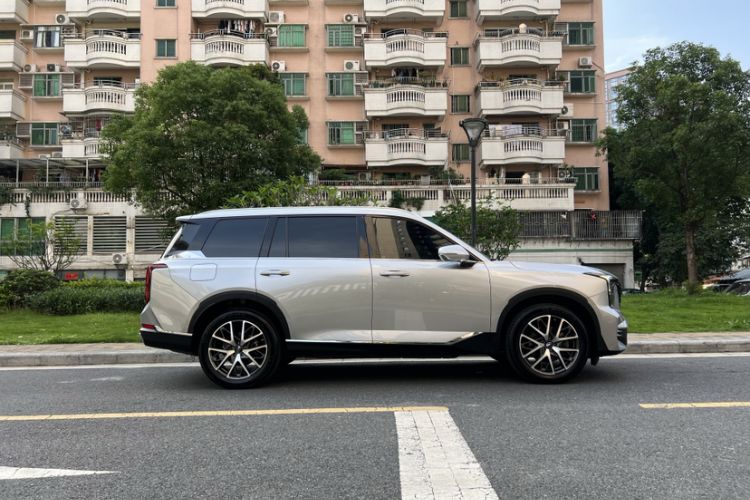Used GAC Trumpchi GS8 2022 Linghang Series 2.0 TGDI Two-Wheel-Drive Luxury Smart Connectivity Version (7 Seats) Exterior 8