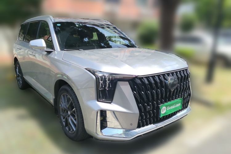 Used GAC Trumpchi GS8 2022 Double-Energy Series 2.0TM Two-Wheel Drive Prestige Edition (6 Seats) Front Right 45 Deg
