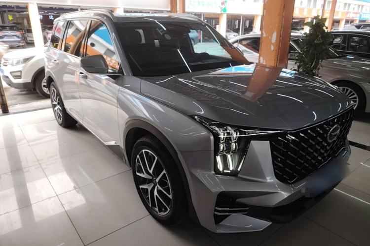 Used GAC Trumpchi GS8 2022 Flagship Series 2.0 TGDI Two-Wheel-Drive Prestige Edition (7 Seats) Front Right 45 Deg