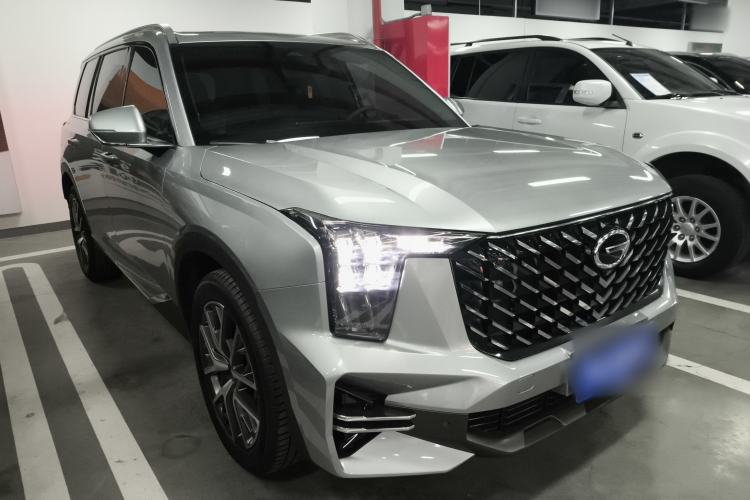 Used GAC Trumpchi GS8 2022 Flagship Series 2.0 TGDI Four-Wheel Drive Luxury Smart Connectivity Version (7 Seats) Front Right 45 Deg