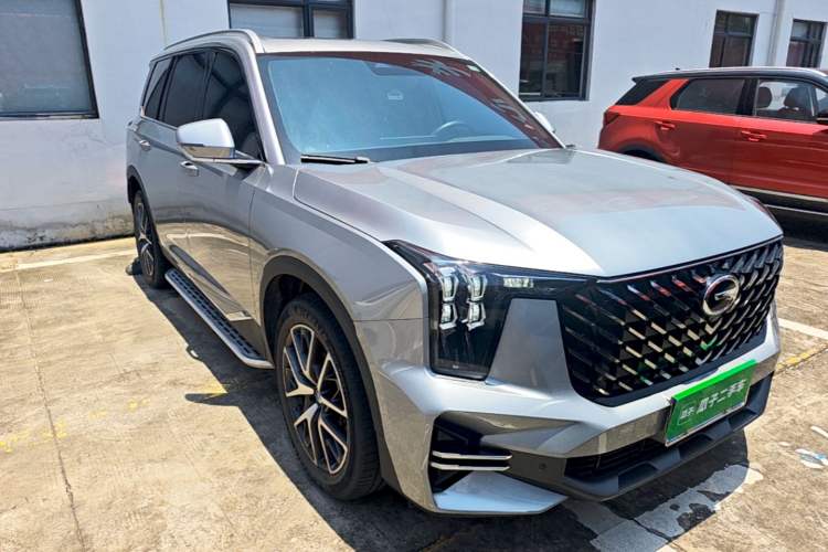 Used GAC Trumpchi GS8 2022 Linghang Series 2.0 TGDI Two-Wheel-Drive Luxury Smart Connectivity Version (7 Seats) Front Right 45 Deg