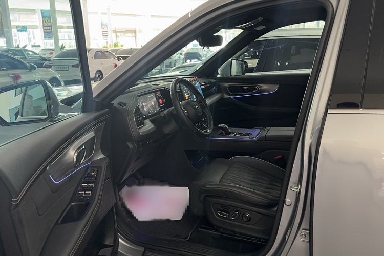 Used GAC Trumpchi GS8 2022 Dual-Engine Series 2.0TM Two-Wheel Drive Prestige Edition (7 Seats) Interior 2