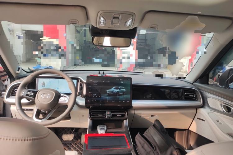 Used GAC Trumpchi GS8 2022 Linghang Series 2.0 TGDI Two-Wheel-Drive Luxury Smart Connectivity Version (7 Seats) Interior 2