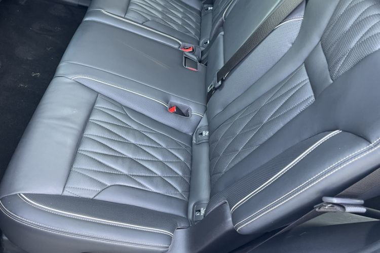 Used GAC Trumpchi GS8 2022 Linghang Series 2.0 TGDI Two-Wheel-Drive Luxury Smart Connectivity Version (7 Seats) Interior 6