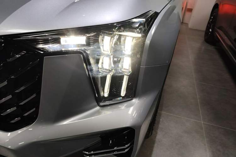 Used GAC Trumpchi GS8 2022 Flagship Series 2.0 TGDI Two-Wheel-Drive Prestige Edition (7 Seats) Left Front Headlight