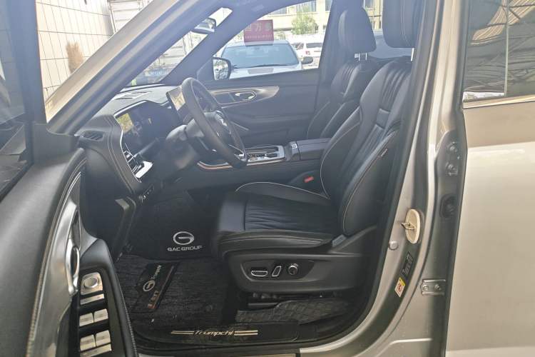Used GAC Trumpchi GS8 2022 Flagship Series 2.0 TGDI Four-Wheel Drive Luxury Smart Connectivity Version (7 Seats) Left Front Seat