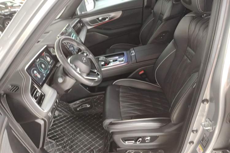 Used GAC Trumpchi GS8 2022 Flagship Series 2.0 TGDI Two-Wheel-Drive Prestige Edition (7 Seats) Left Front Seat