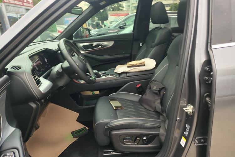 Used GAC Trumpchi GS8 2022 Double-Energy Series 2.0TM Two-Wheel Drive Prestige Edition (6 Seats) Left Front Seat