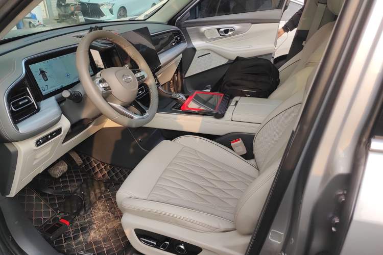 Used GAC Trumpchi GS8 2022 Linghang Series 2.0 TGDI Two-Wheel-Drive Luxury Smart Connectivity Version (7 Seats) Left Front Seat