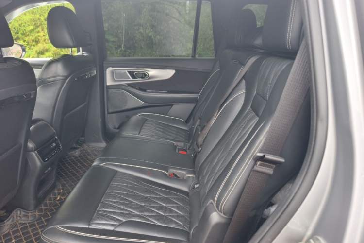 Used GAC Trumpchi GS8 2022 Double-Energy Series 2.0TM Four-Wheel Drive Premium Edition (7 Seats) Left Rear Seat