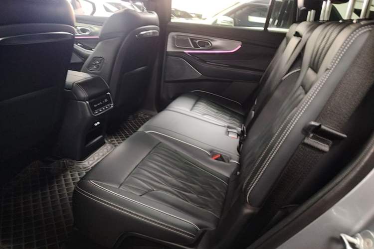 Used GAC Trumpchi GS8 2022 Flagship Series 2.0 TGDI Two-Wheel-Drive Prestige Edition (7 Seats) Left Rear Seat