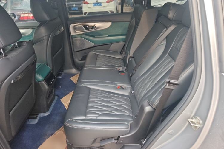 Used GAC Trumpchi GS8 2022 Double-Energy Series 2.0TM Four-Wheel Drive Premium Edition (7 Seats) Left Rear Seat