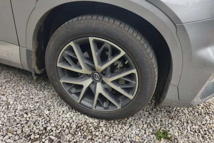 Used GAC Trumpchi GS8 2022 Double-Energy Series 2.0TM Four-Wheel Drive Premium Edition (7 Seats) Right Front Wheel Hub