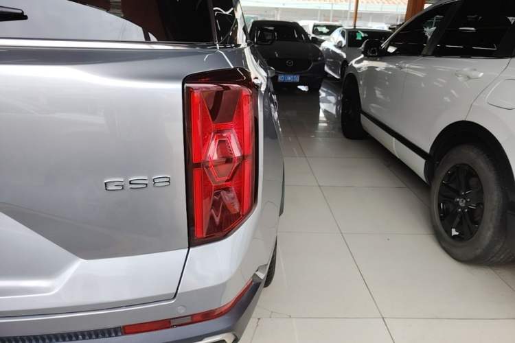 Used GAC Trumpchi GS8 2022 Flagship Series 2.0 TGDI Two-Wheel-Drive Prestige Edition (7 Seats) Right Rear Taillight