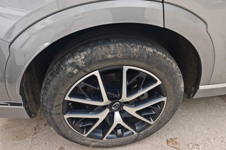 Used GAC Trumpchi GS8 2022 Double-Energy Series 2.0TM Four-Wheel Drive Premium Edition (7 Seats) Right Rear Wheel Hub
