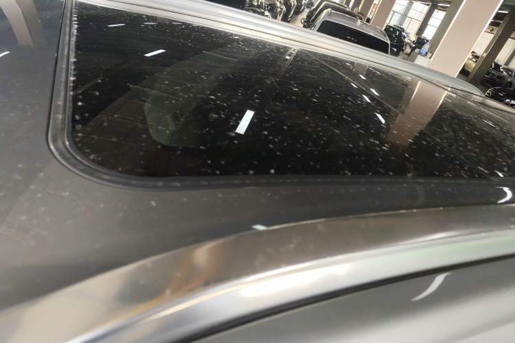 Used GAC Trumpchi GS8 2022 Linghang Series 2.0 TGDI Two-Wheel-Drive Luxury Smart Connectivity Version (7 Seats) Roof