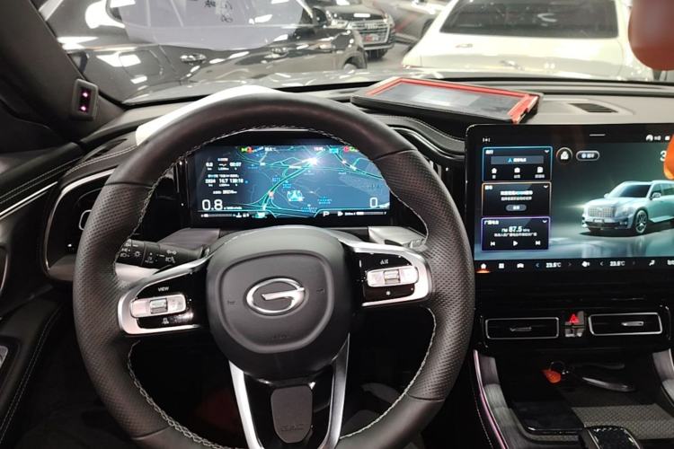 Used GAC Trumpchi GS8 2022 Flagship Series 2.0 TGDI Two-Wheel-Drive Prestige Edition (7 Seats) Steering Wheel