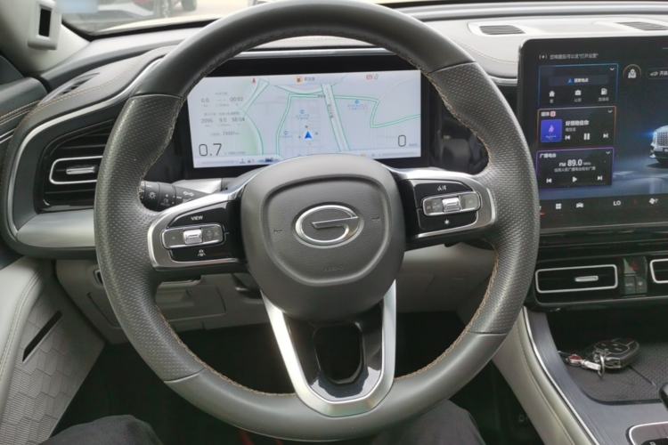 Used GAC Trumpchi GS8 2022 Linghang Series 2.0 TGDI Two-Wheel-Drive Luxury Smart Connectivity Version (7 Seats) Steering Wheel