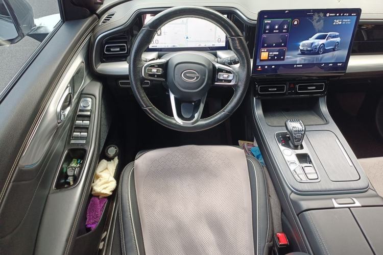 Used GAC Trumpchi GS8 2022 Flagship Series 2.0 TGDI Two-Wheel-Drive Prestige Edition (7 Seats) Steering Wheel