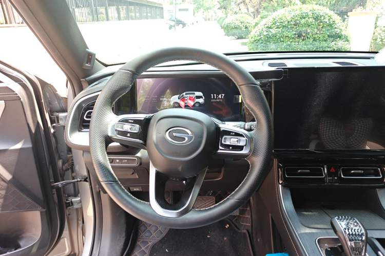 Used GAC Trumpchi GS8 2022 Linghang Series 2.0 TGDI Two-Wheel-Drive Luxury Smart Connectivity Version (7 Seats) Steering Wheel