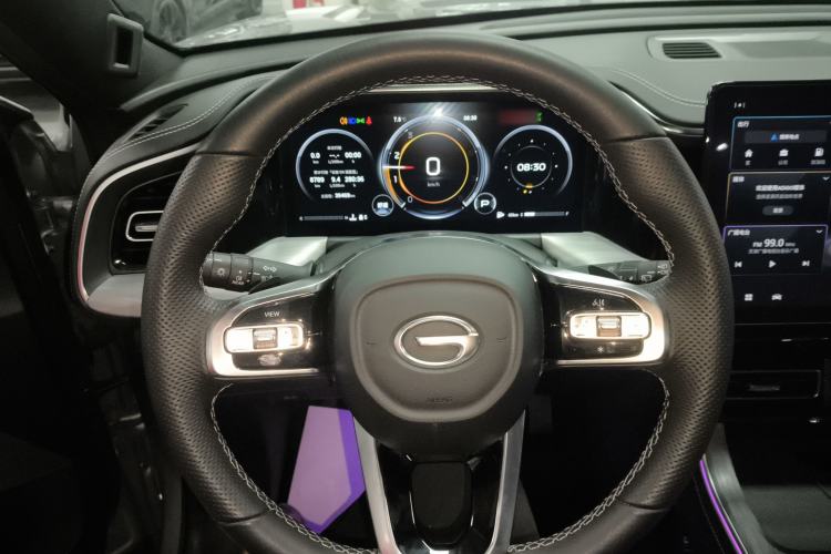 Used GAC Trumpchi GS8 2022 Flagship Series 2.0 TGDI Four-Wheel Drive Luxury Smart Connectivity Version (7 Seats) Steering Wheel