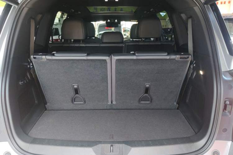 Used GAC Trumpchi GS8 2022 Linghang Series 2.0 TGDI Two-Wheel-Drive Luxury Smart Connectivity Version (7 Seats) Trunk