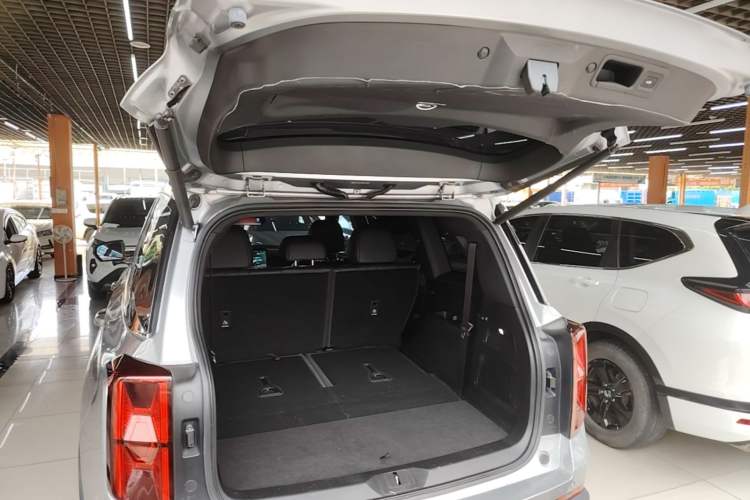 Used GAC Trumpchi GS8 2022 Flagship Series 2.0 TGDI Two-Wheel-Drive Prestige Edition (7 Seats) Trunk