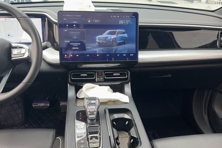 Used GAC Trumpchi GS8 2022 Linghang Series 2.0 TGDI Two-Wheel-Drive Luxury Smart Connectivity Version (7 Seats) Audio And AC Panel